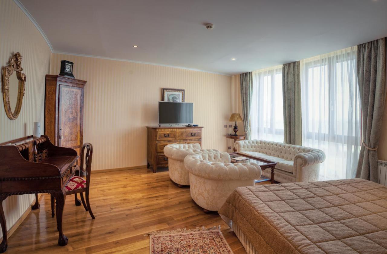 Hotel Soli Invicto Elenovo  المظهر الخارجي الصورة